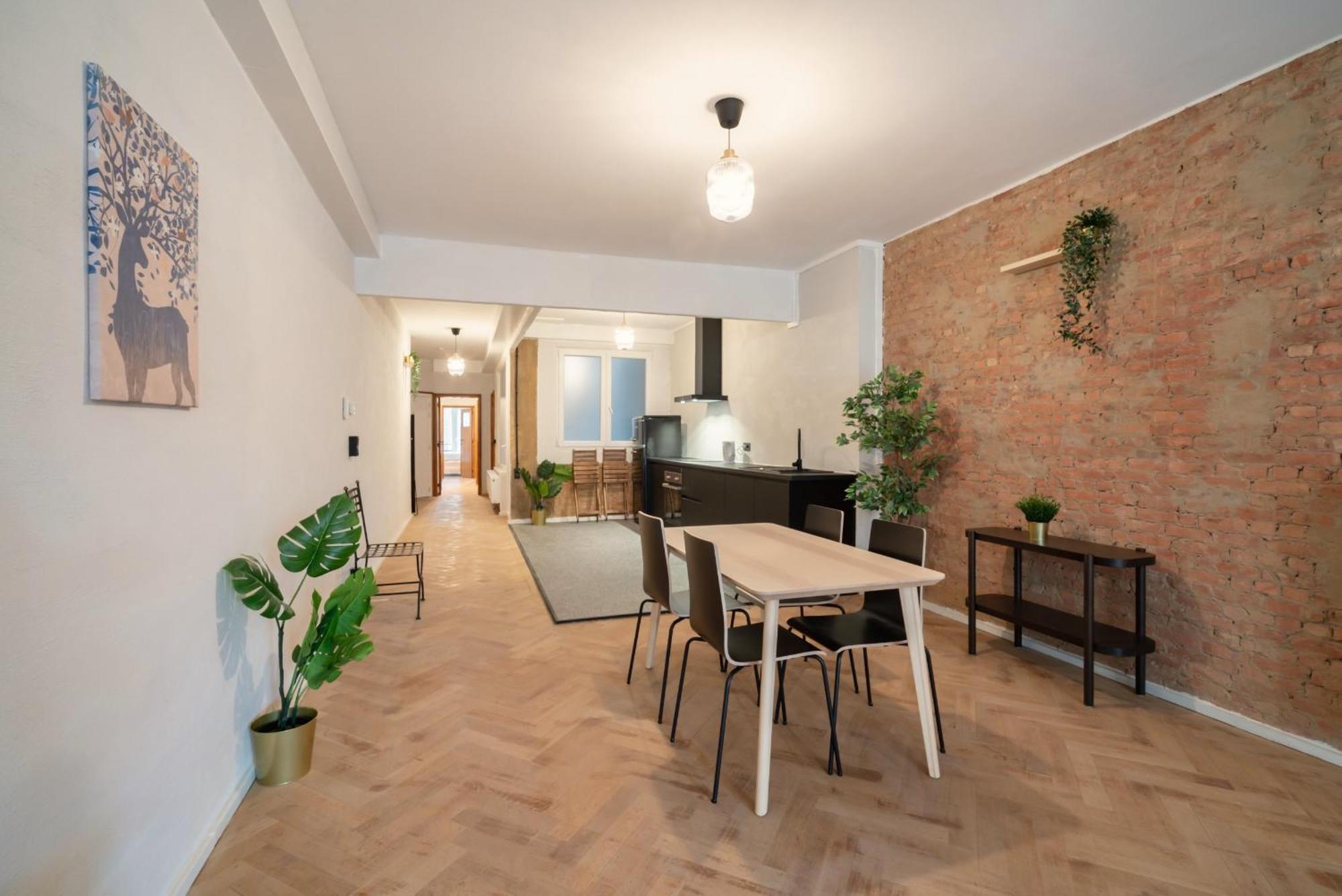 Charming And Spacious Apartments In The Heart Of Anvers Extérieur photo