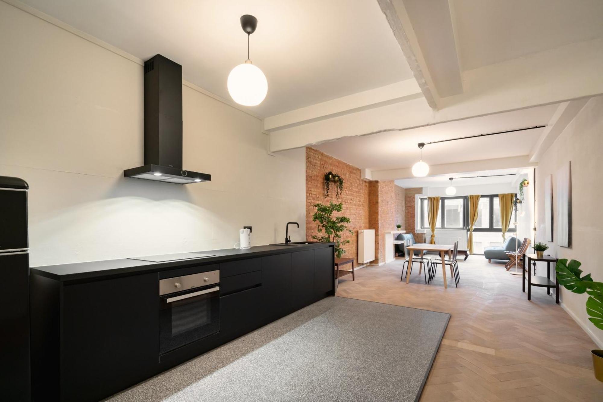 Charming And Spacious Apartments In The Heart Of Anvers Extérieur photo