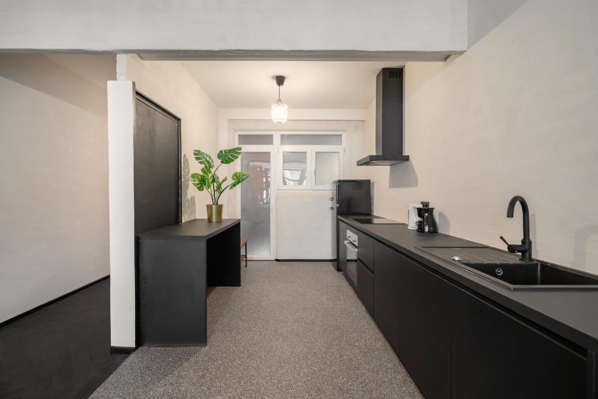 Charming And Spacious Apartments In The Heart Of Anvers Extérieur photo