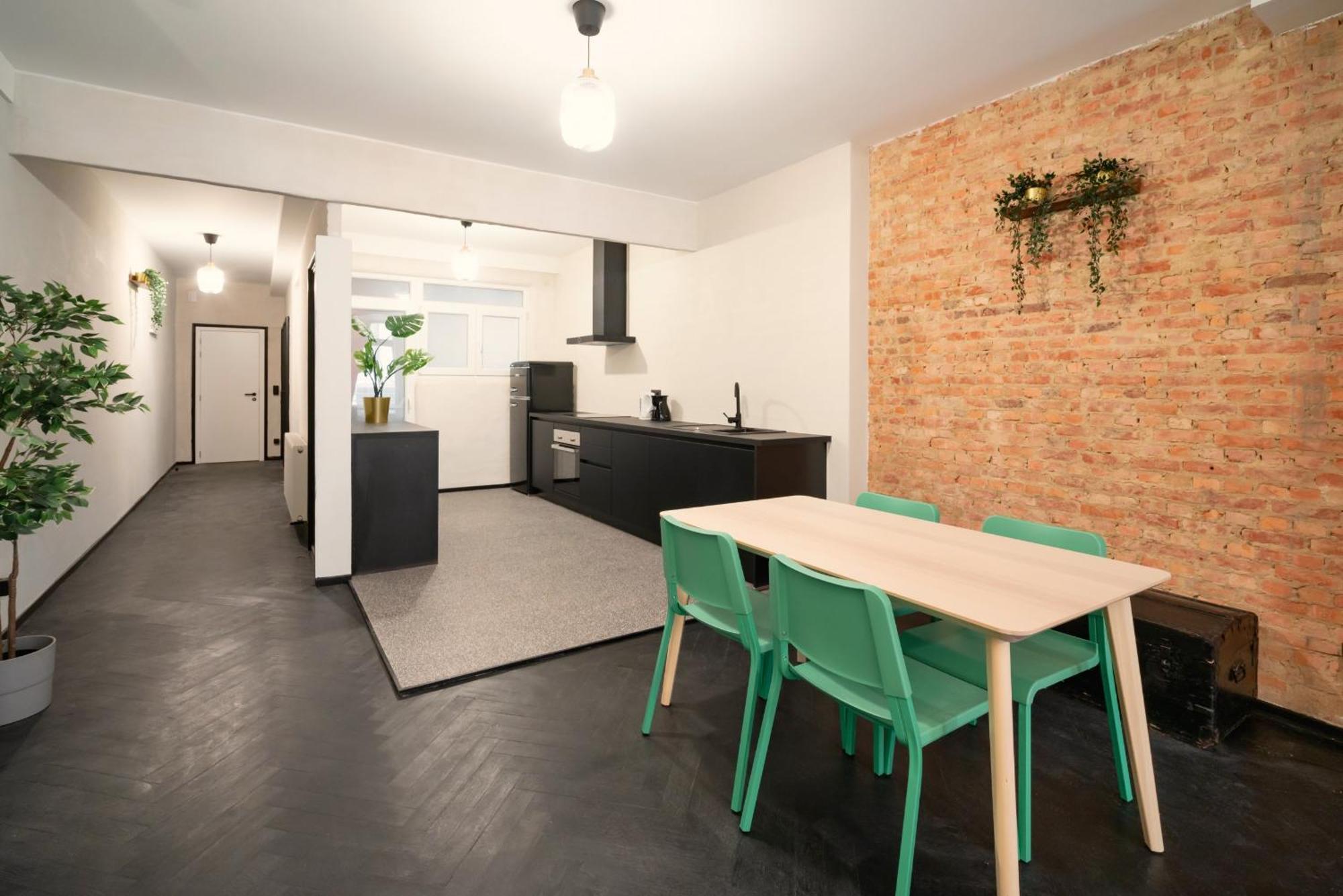 Charming And Spacious Apartments In The Heart Of Anvers Extérieur photo